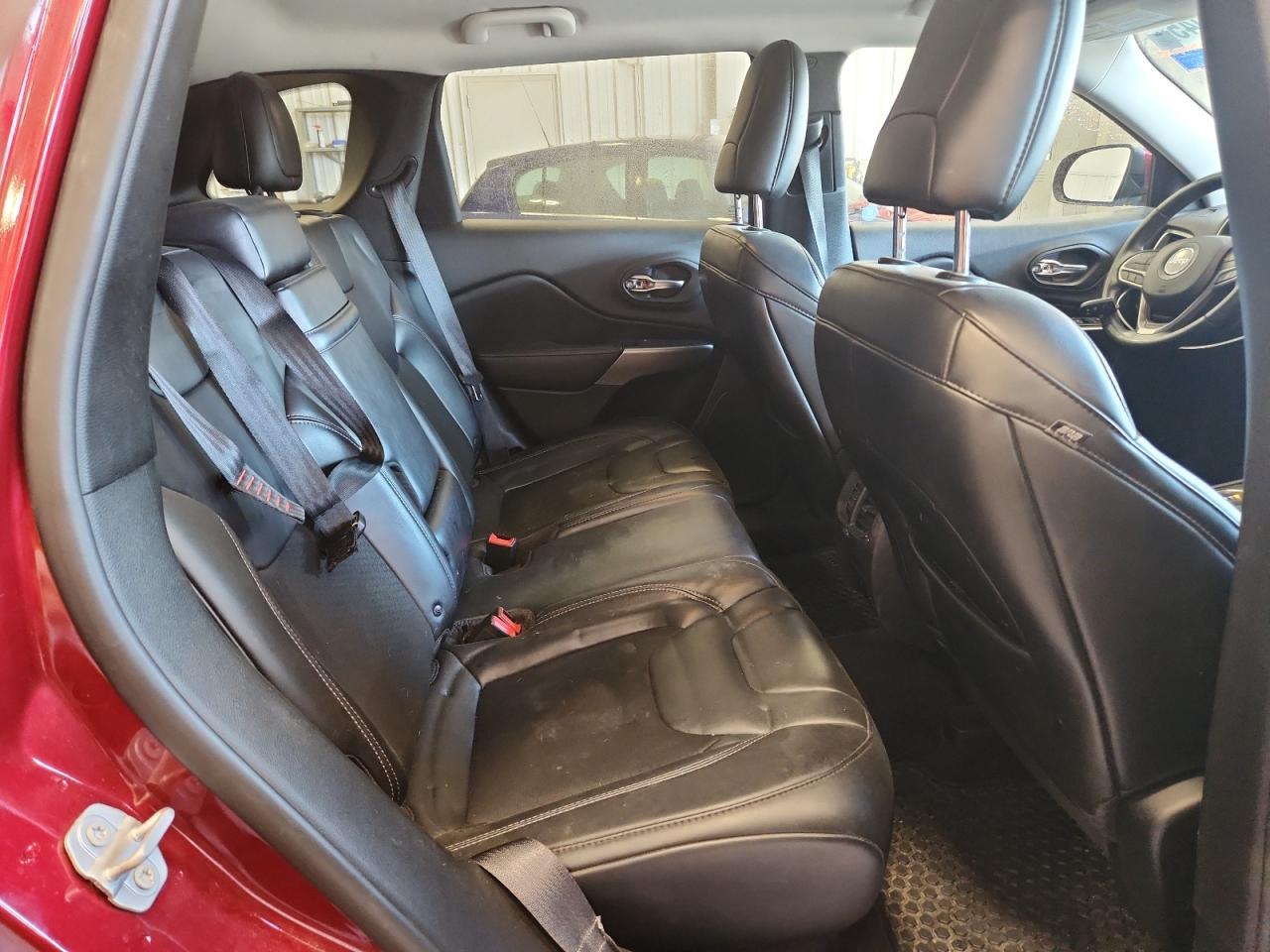 2019 JEEP CHEROKEE