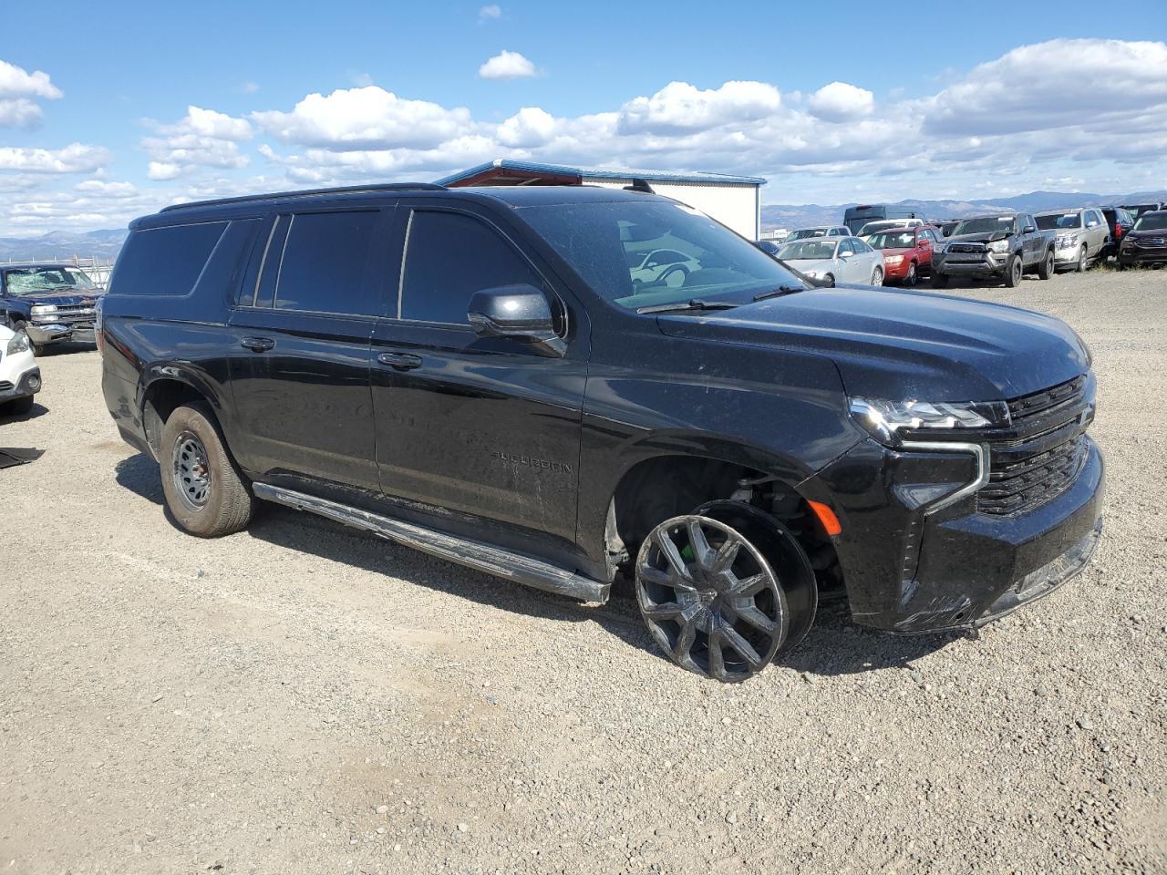 2023 CHEVROLET Suburban
