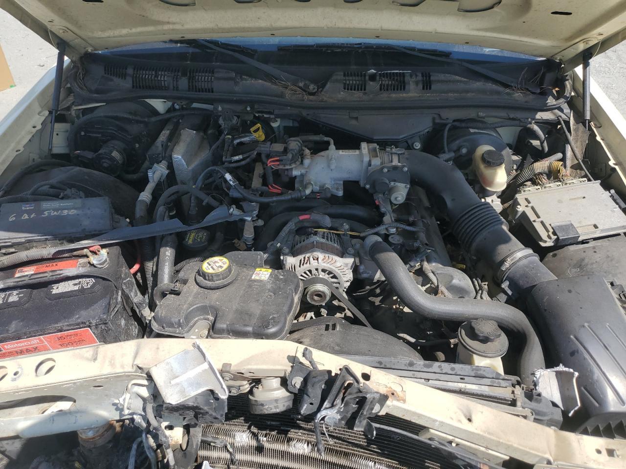 2009 FORD Crown Victoria