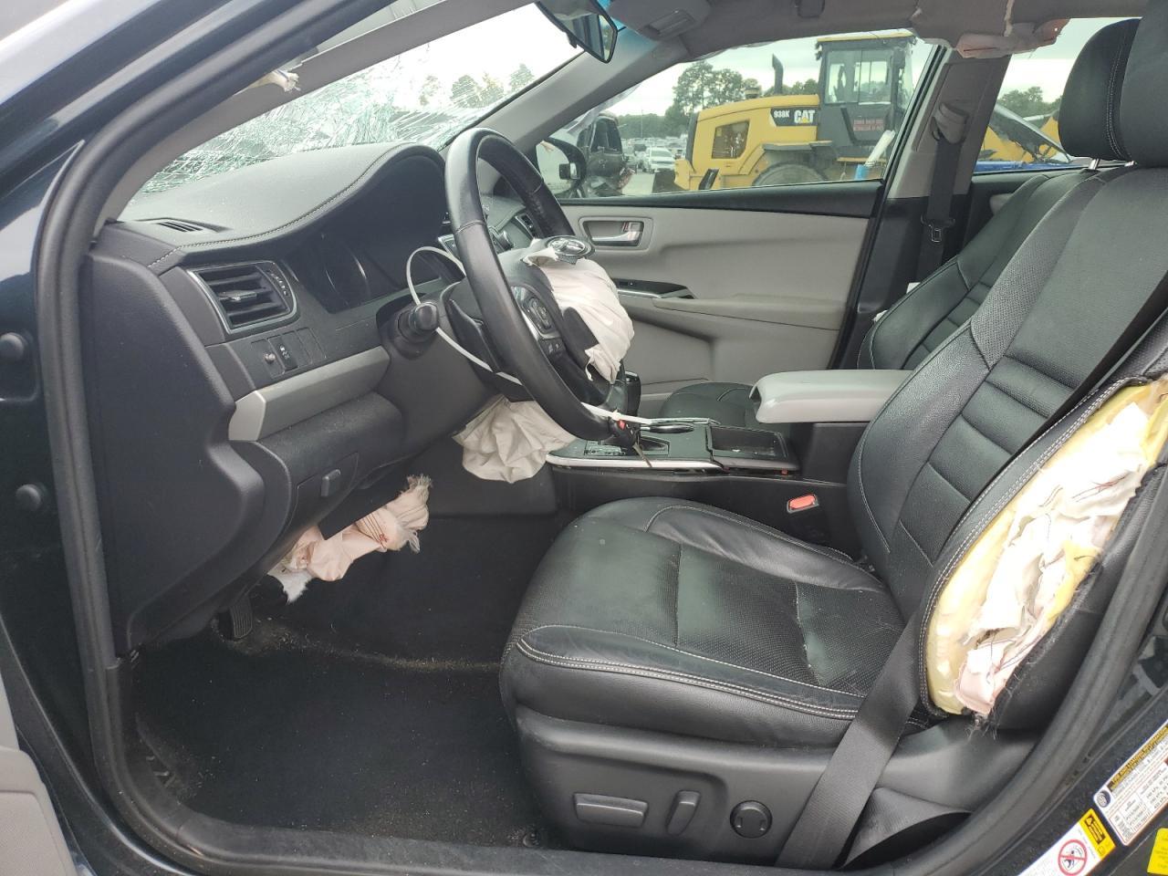 2017 TOYOTA CAMRY