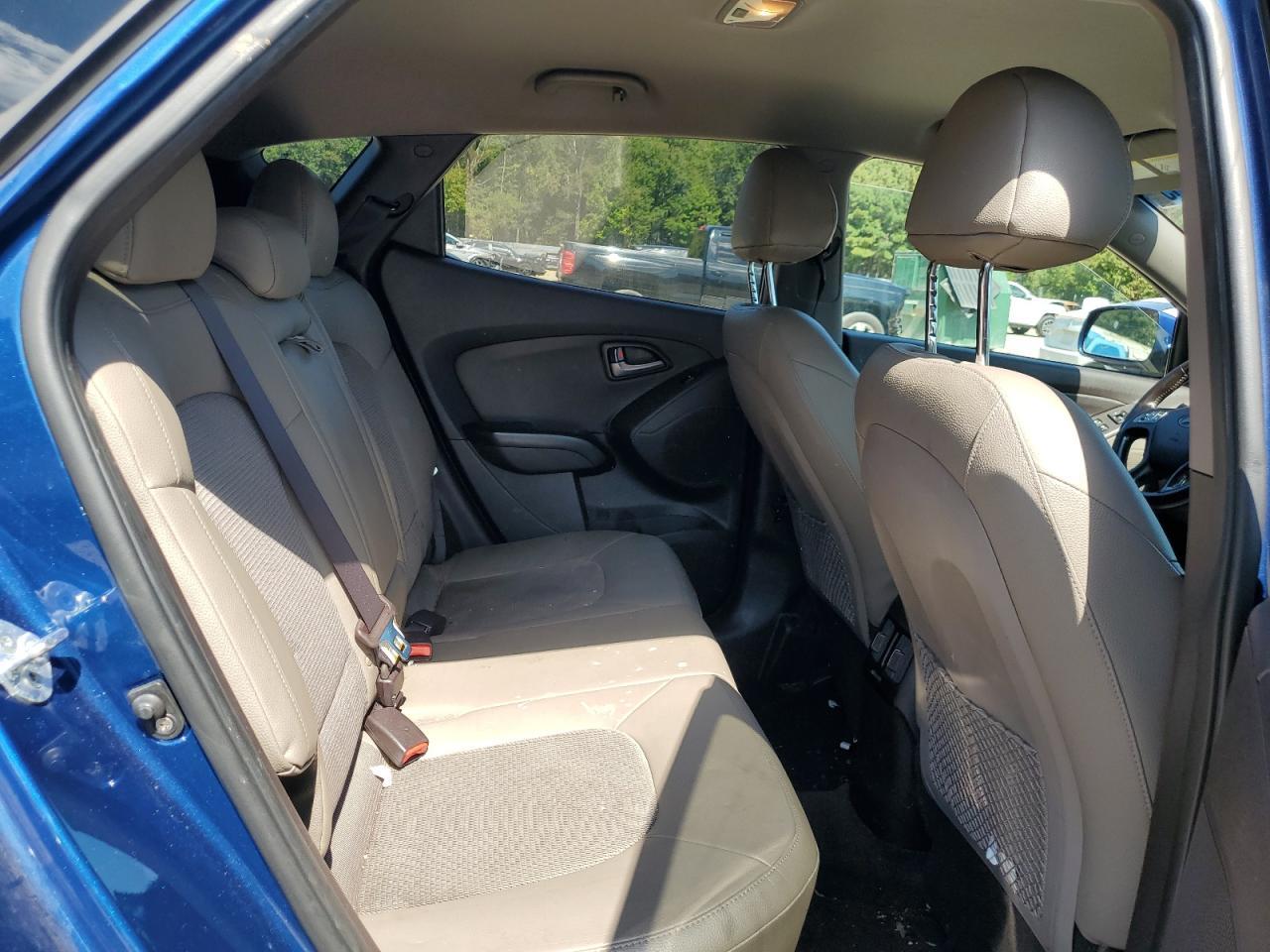 2015 HYUNDAI TUCSON