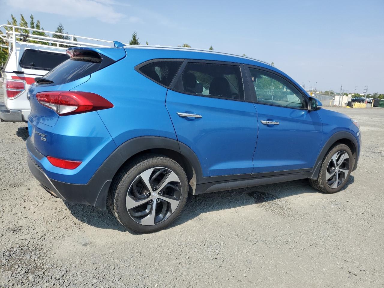 2016 HYUNDAI TUCSON