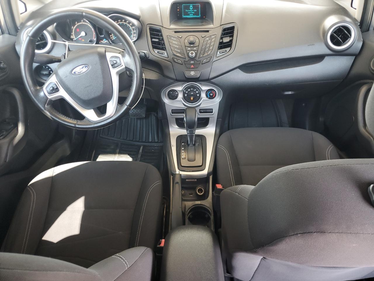 2014 FORD Fiesta