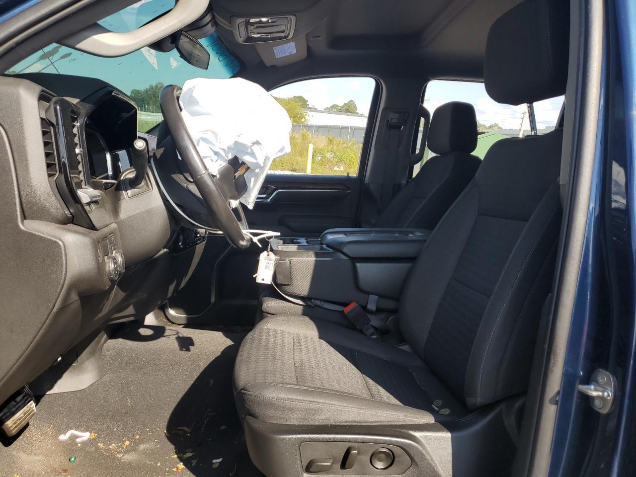 2022 CHEVROLET Silverado