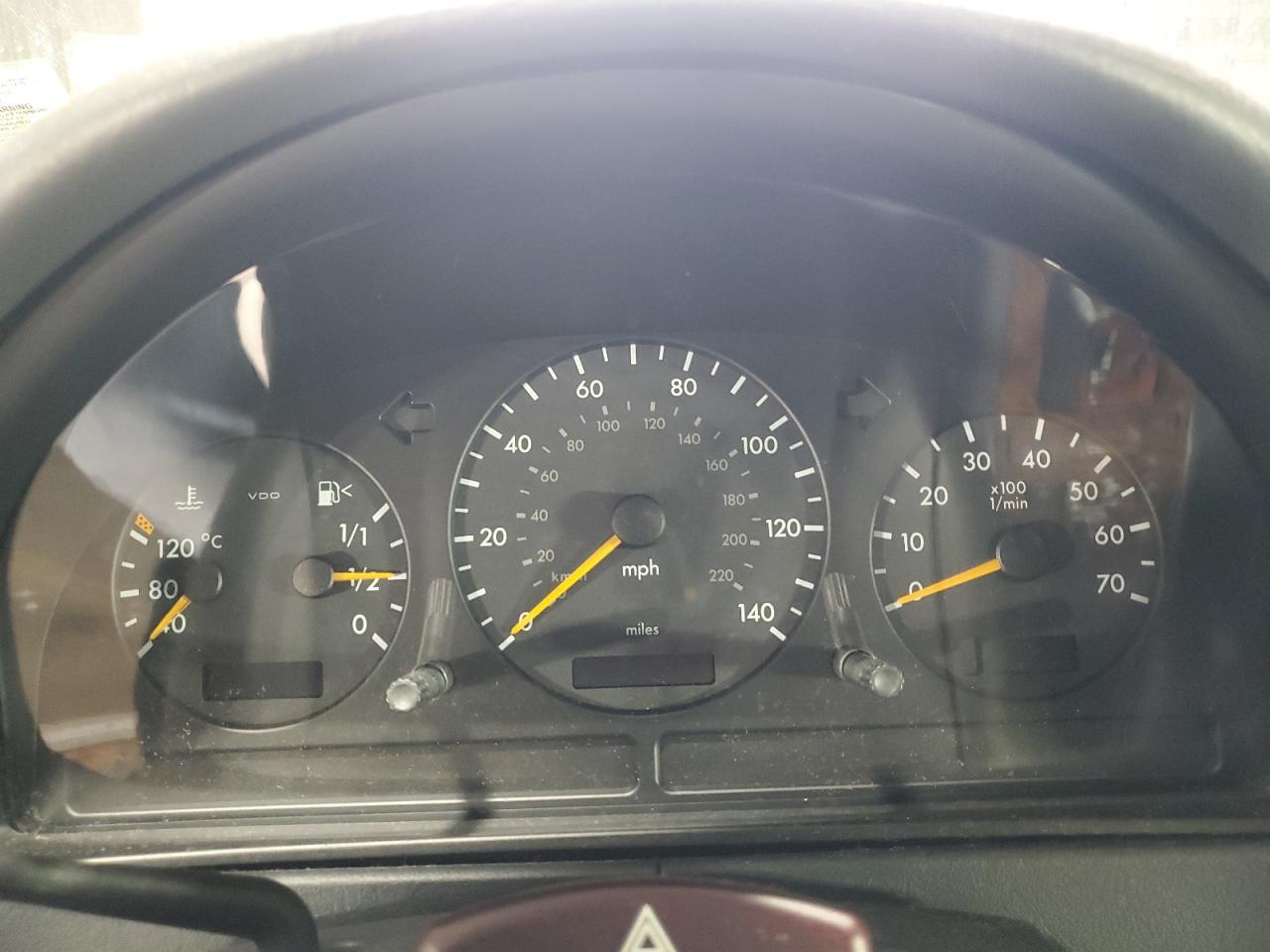2001 MERCEDES-BENZ ML-Class