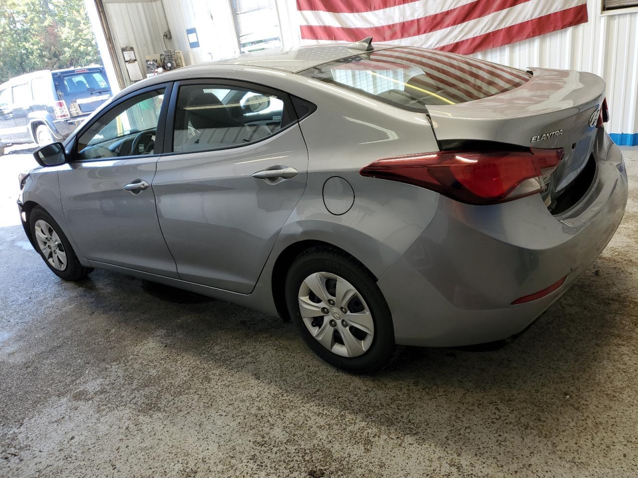2016 HYUNDAI ELANTRA