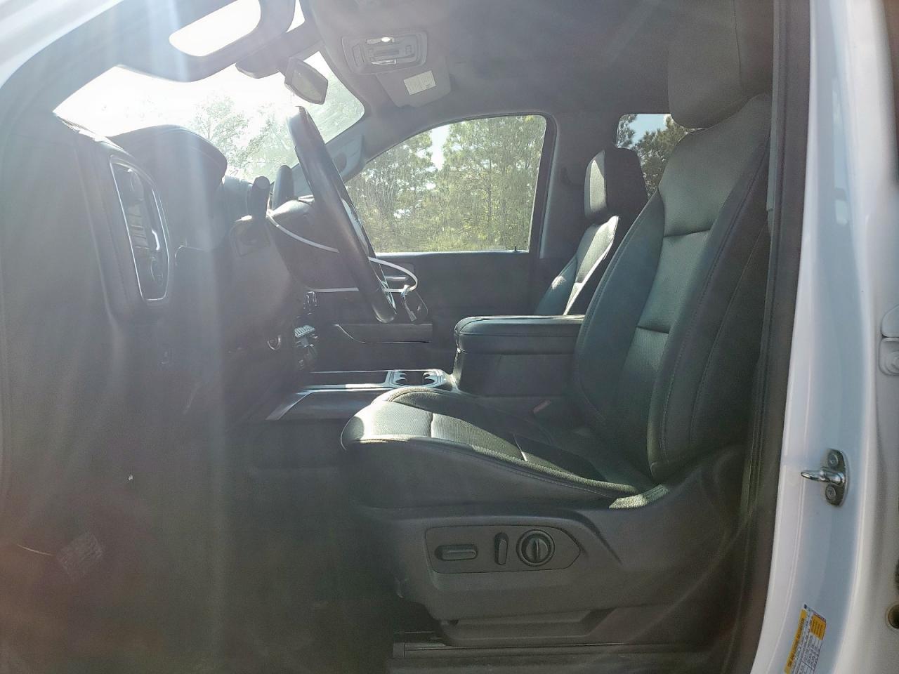 2021 CHEVROLET Silverado
