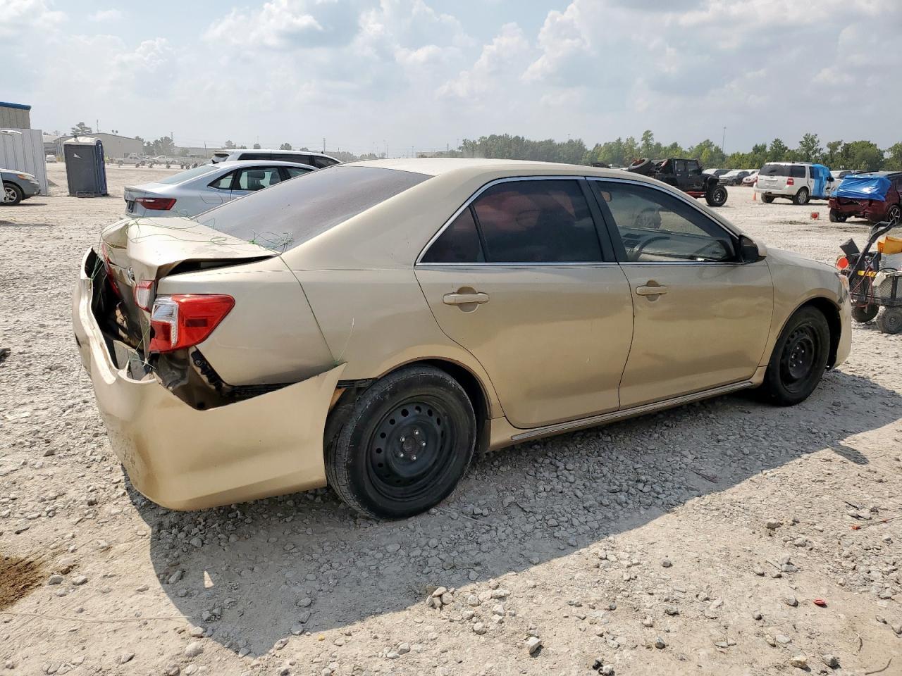 2012 TOYOTA CAMRY