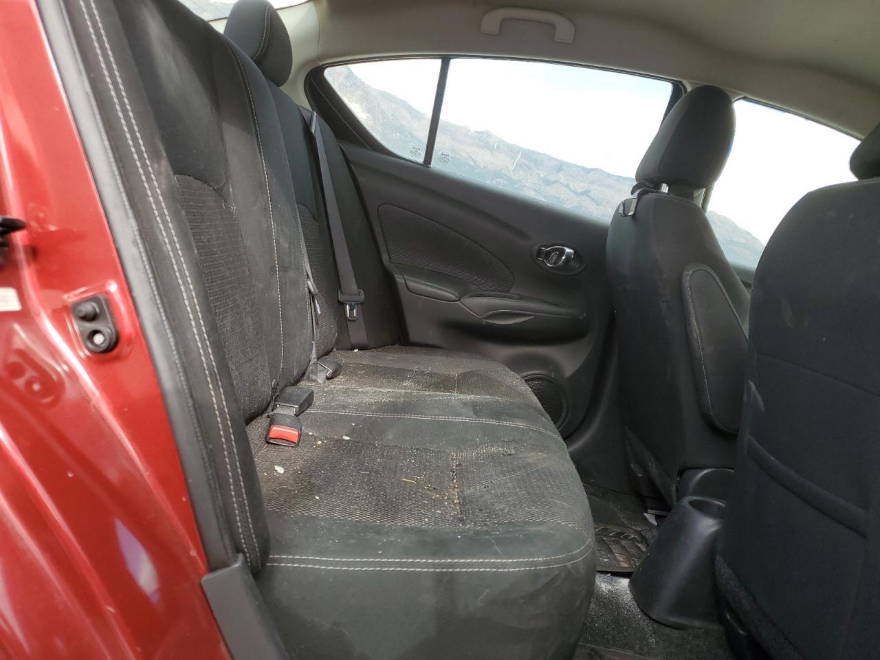 2018 NISSAN VERSA