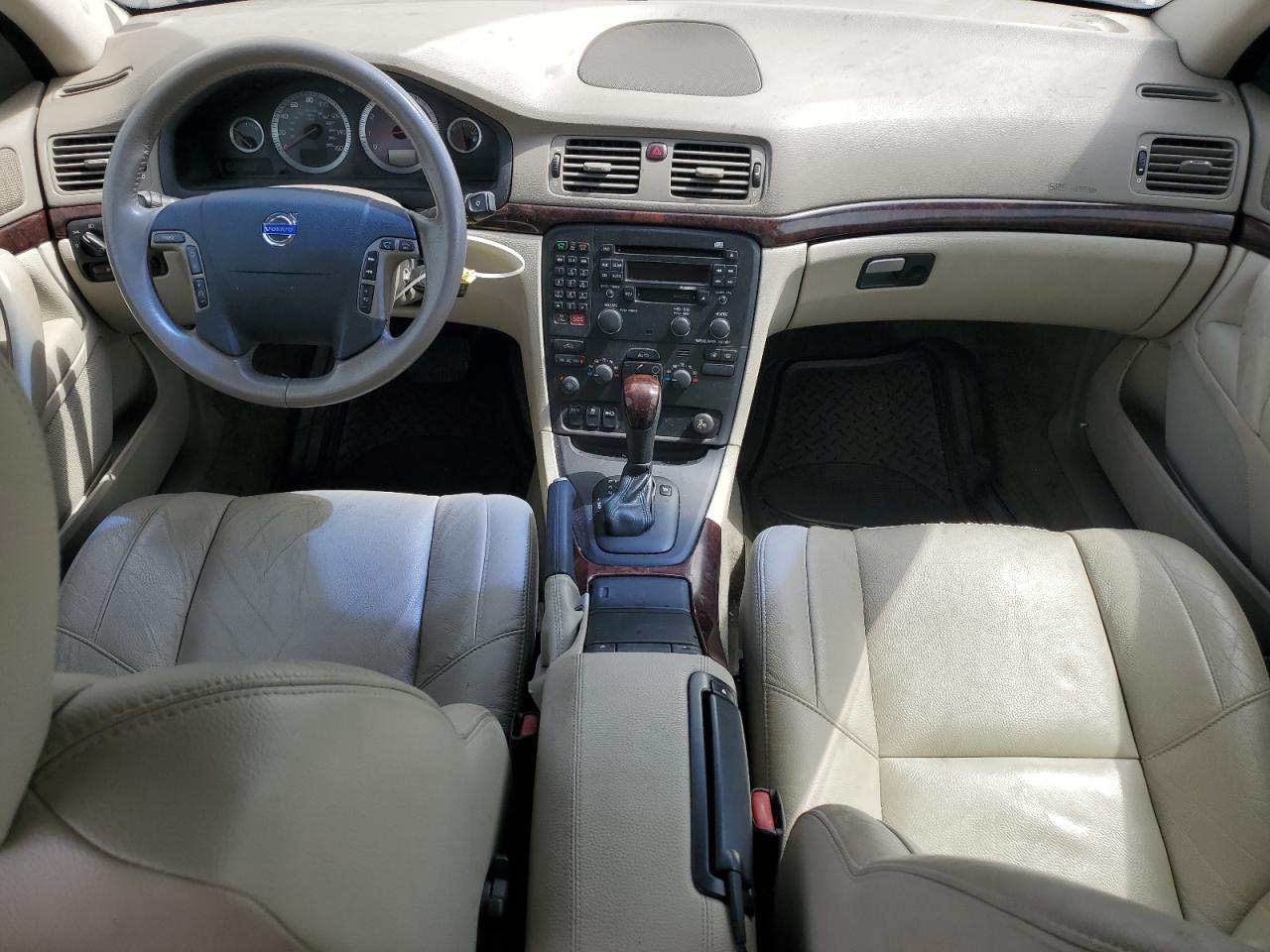 2004 VOLVO S80