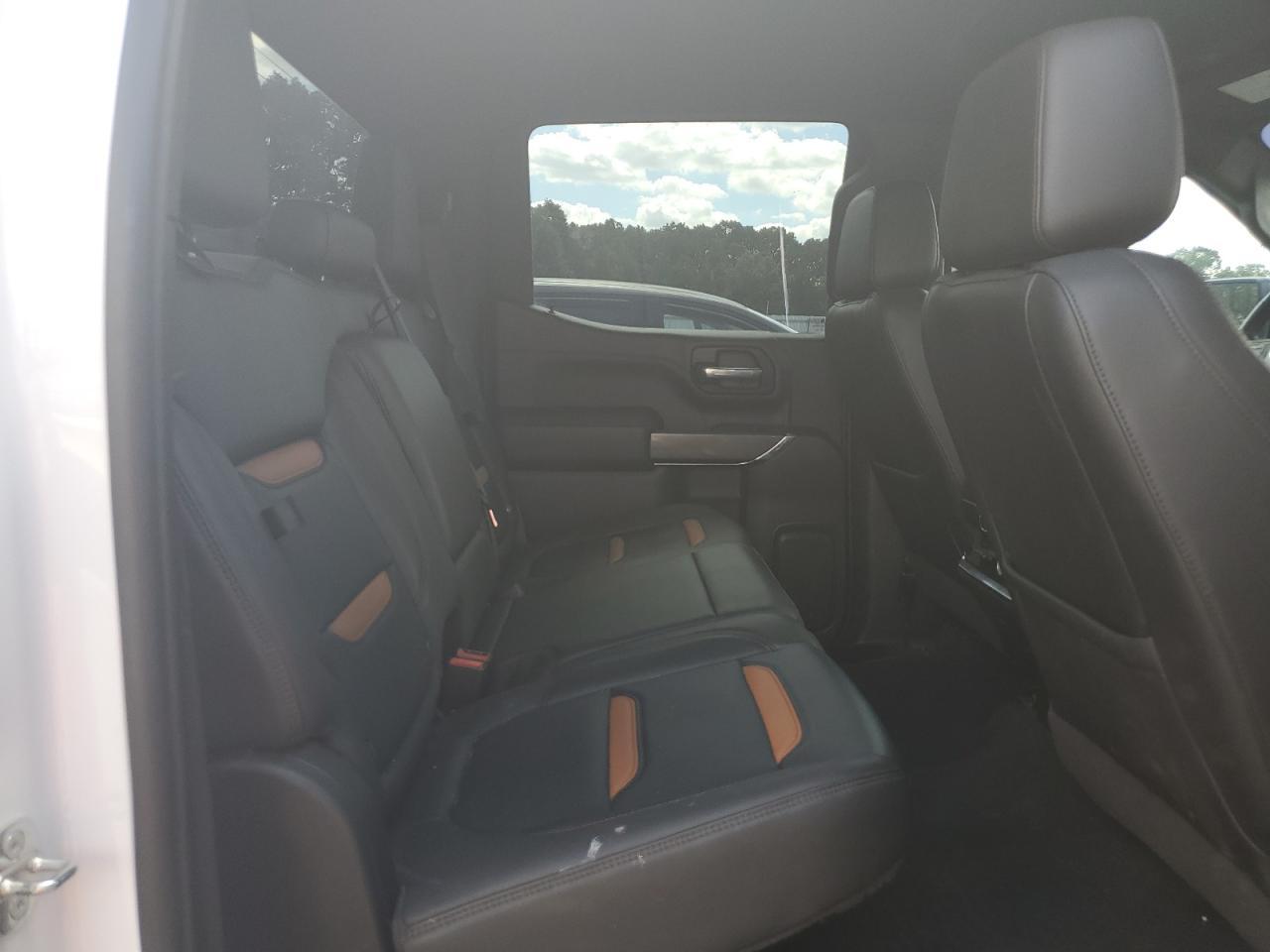 2021 GMC Sierra