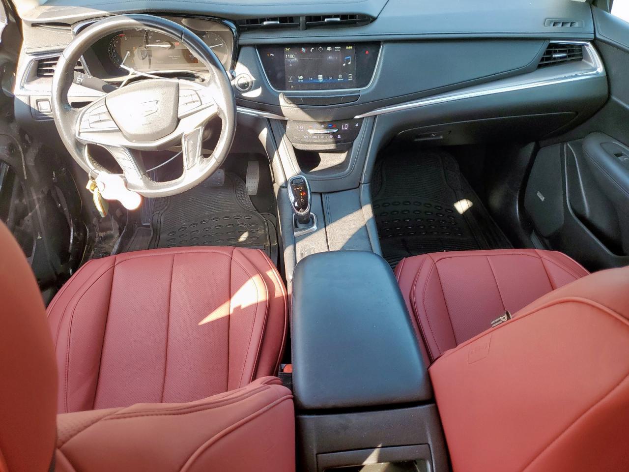 2018 CADILLAC XT5