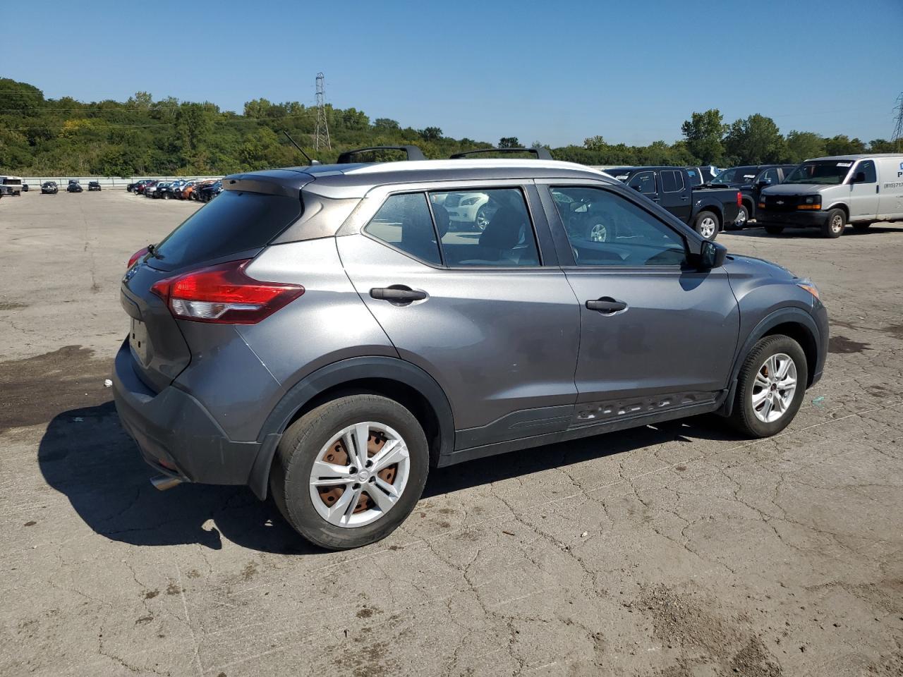 2019 NISSAN KICKS