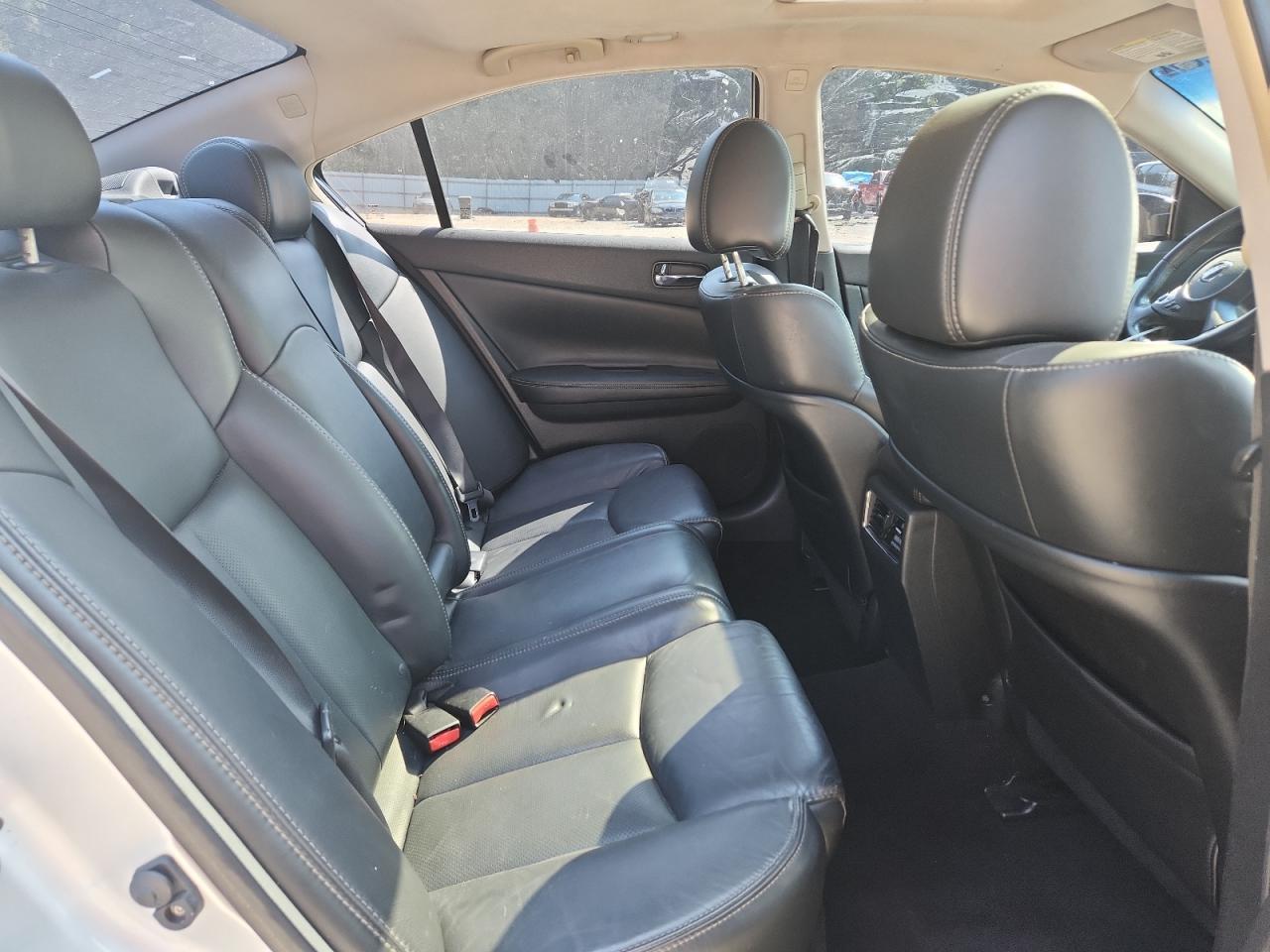 2014 NISSAN Maxima