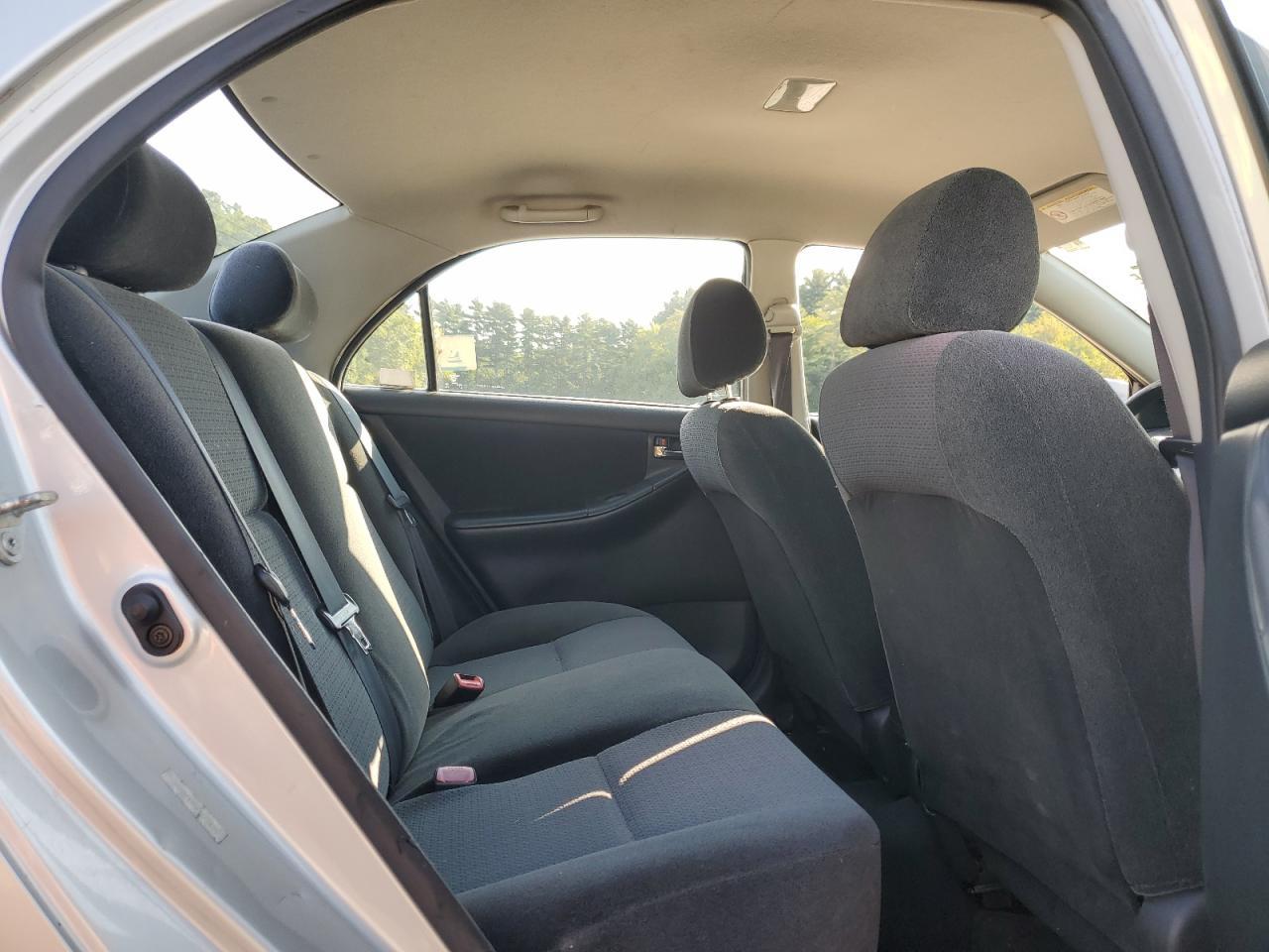 2004 TOYOTA COROLLA
