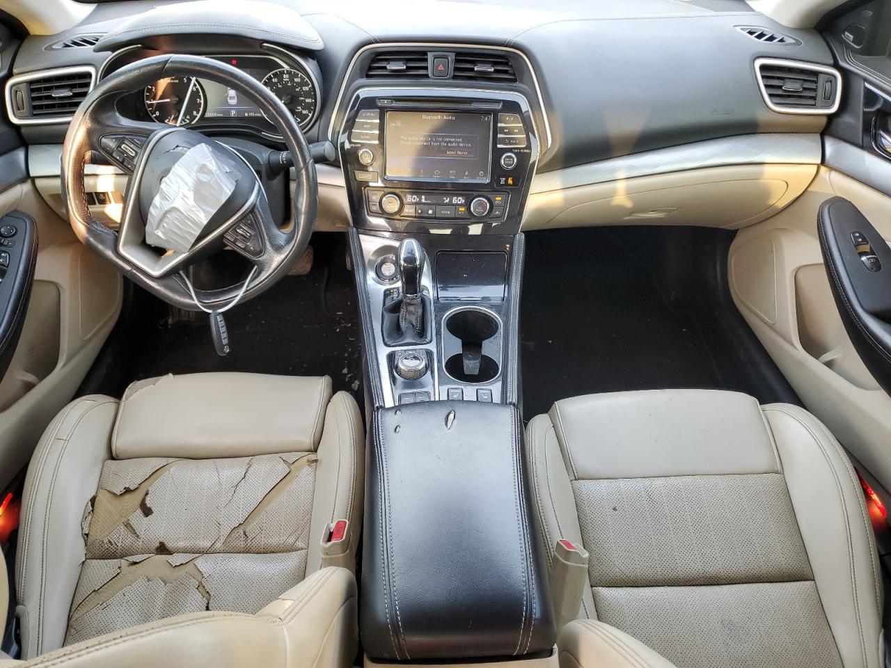 2017 NISSAN Maxima