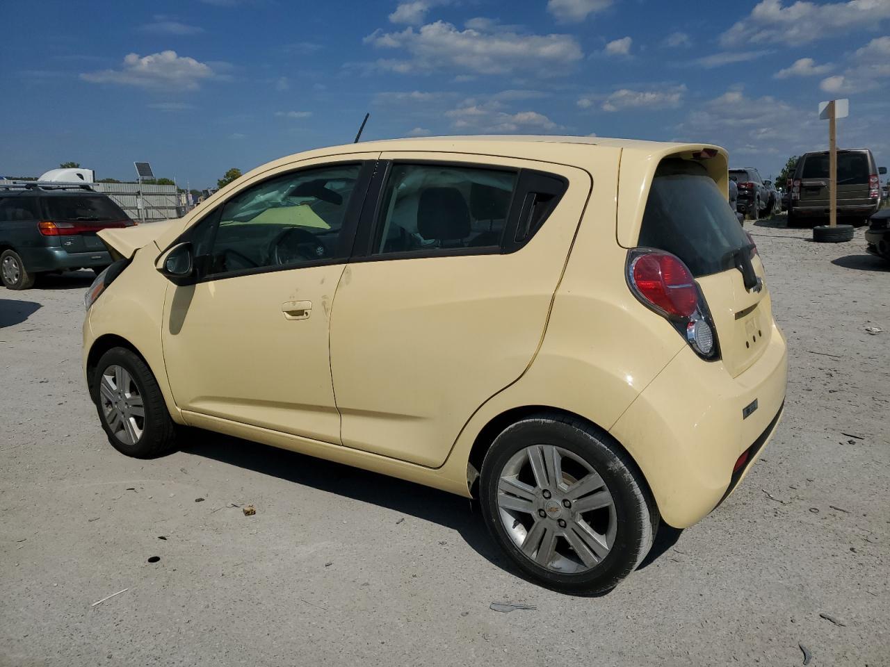 2015 CHEVROLET Spark