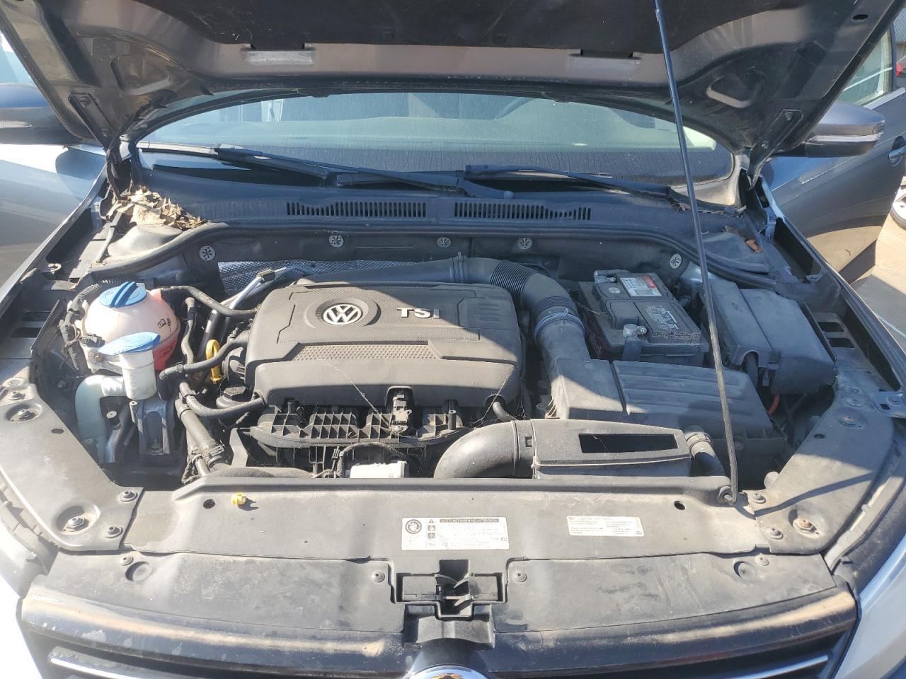 2014 VOLKSWAGEN JETTA