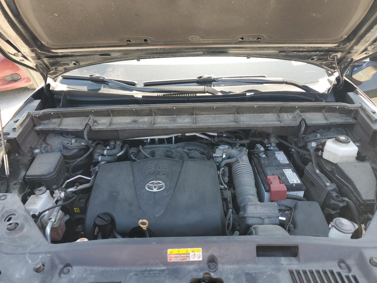 2022 TOYOTA HIGHLANDER