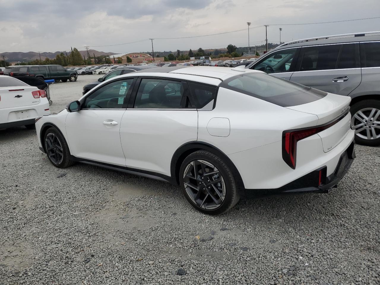2025 KIA K4
