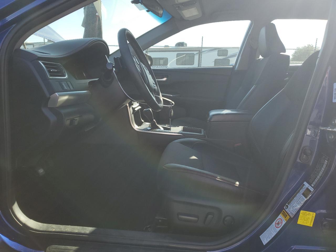 2016 TOYOTA CAMRY