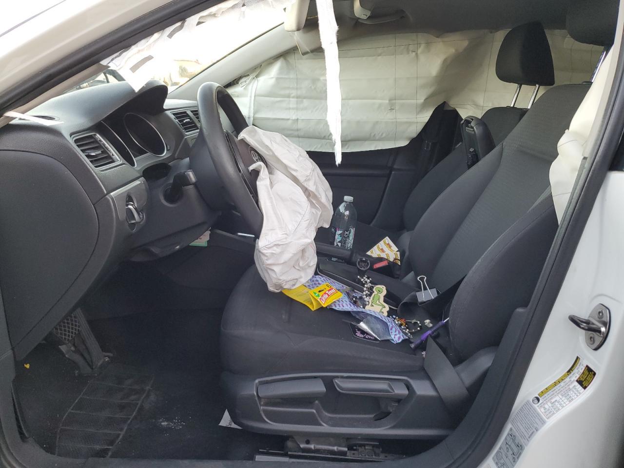 2015 VOLKSWAGEN JETTA