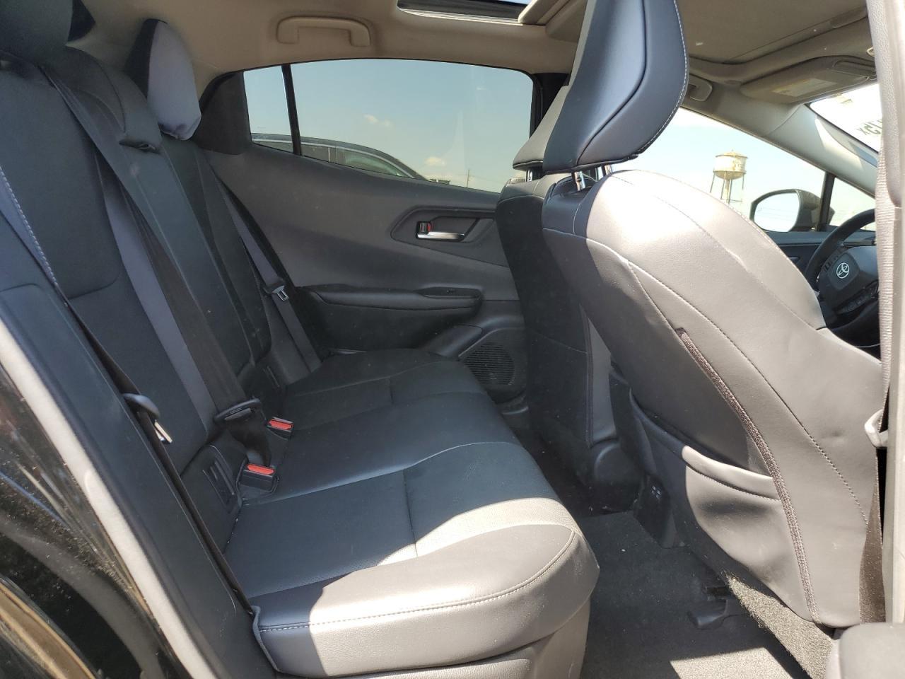 2024 TOYOTA PRIUS