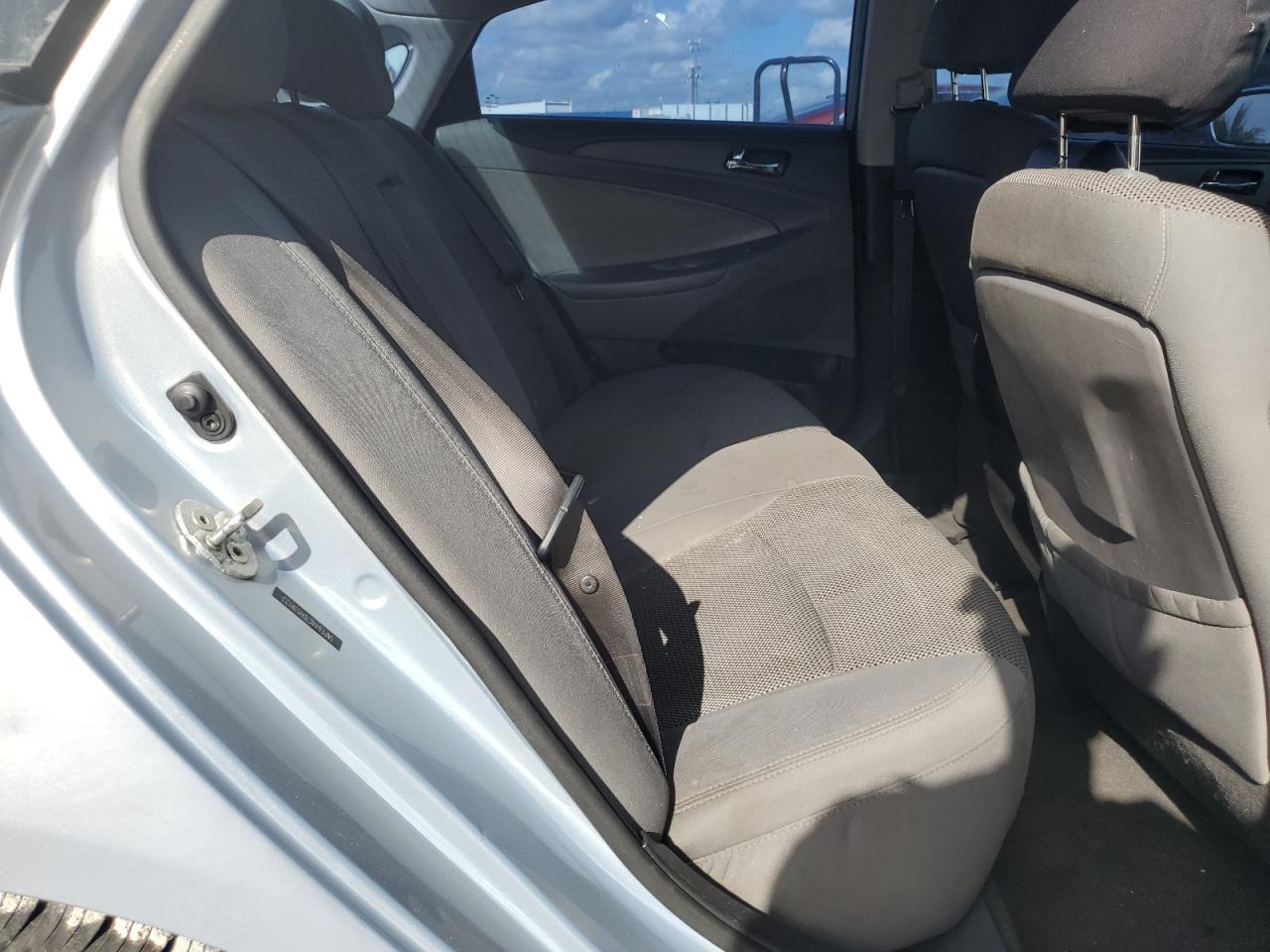 2013 HYUNDAI SONATA