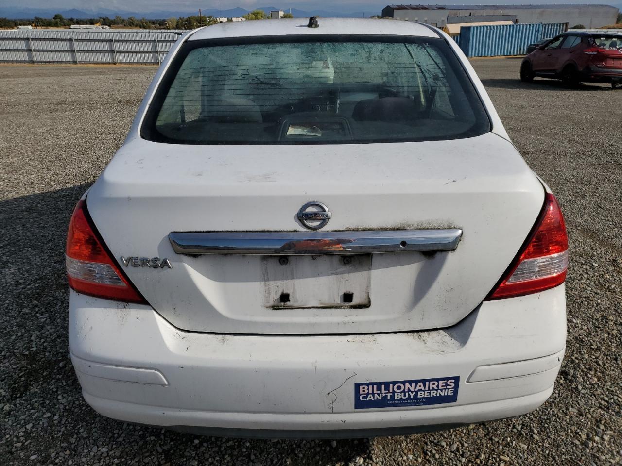 2010 NISSAN VERSA
