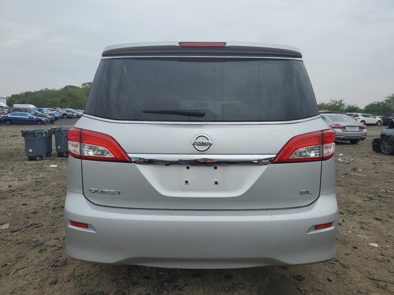 2013 NISSAN Quest
