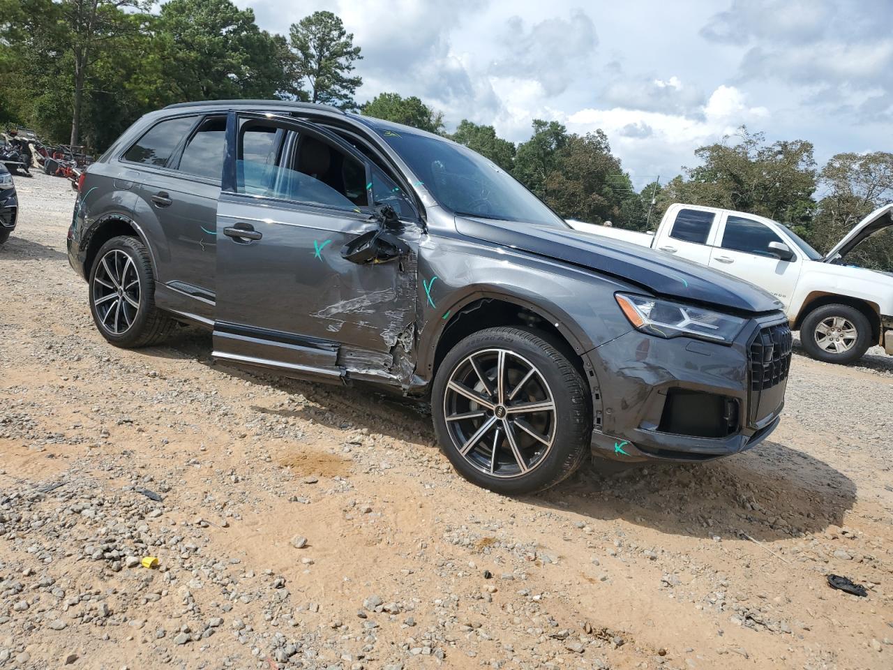 2022 AUDI Q7