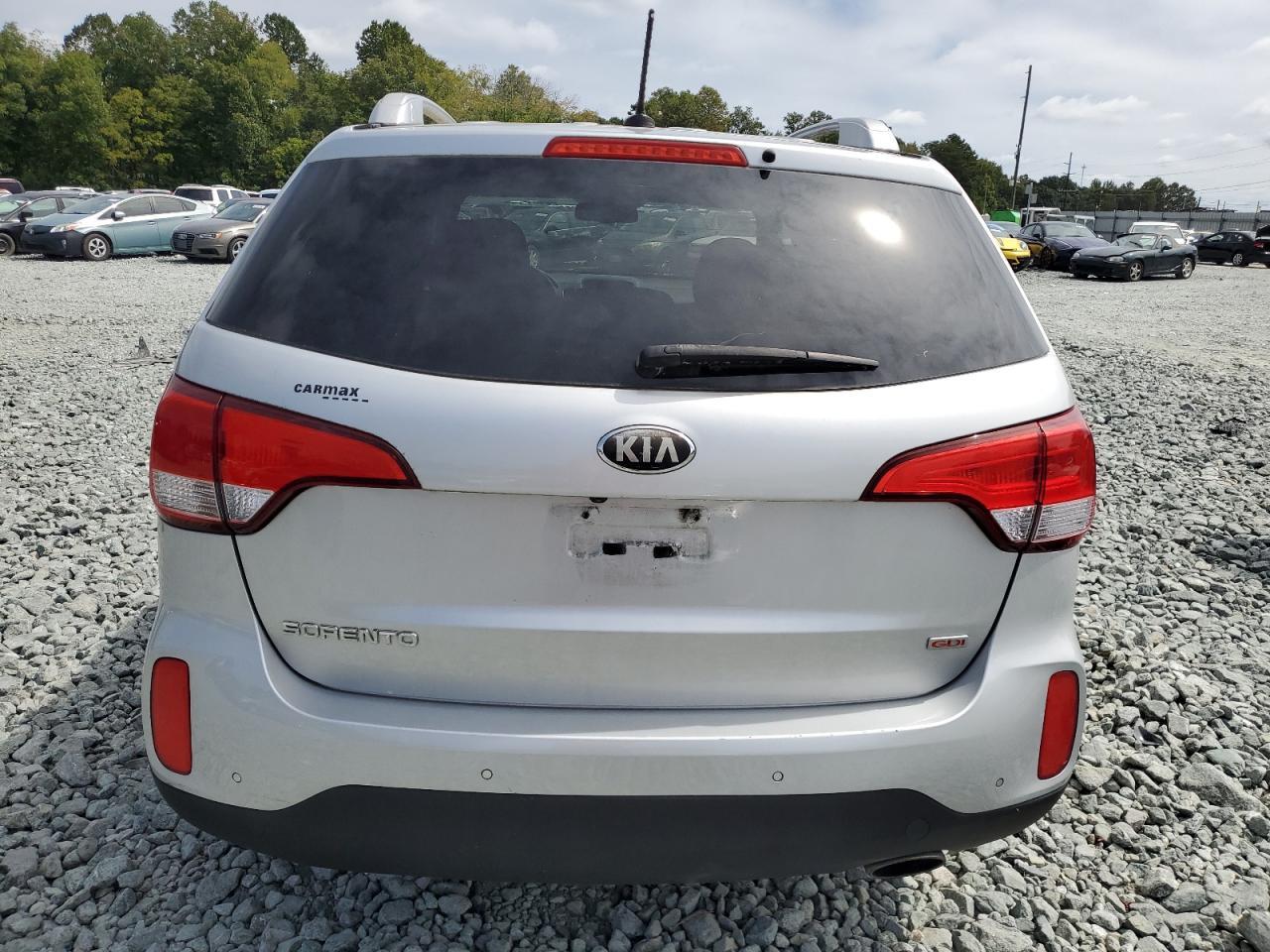 2014 KIA SORENTO