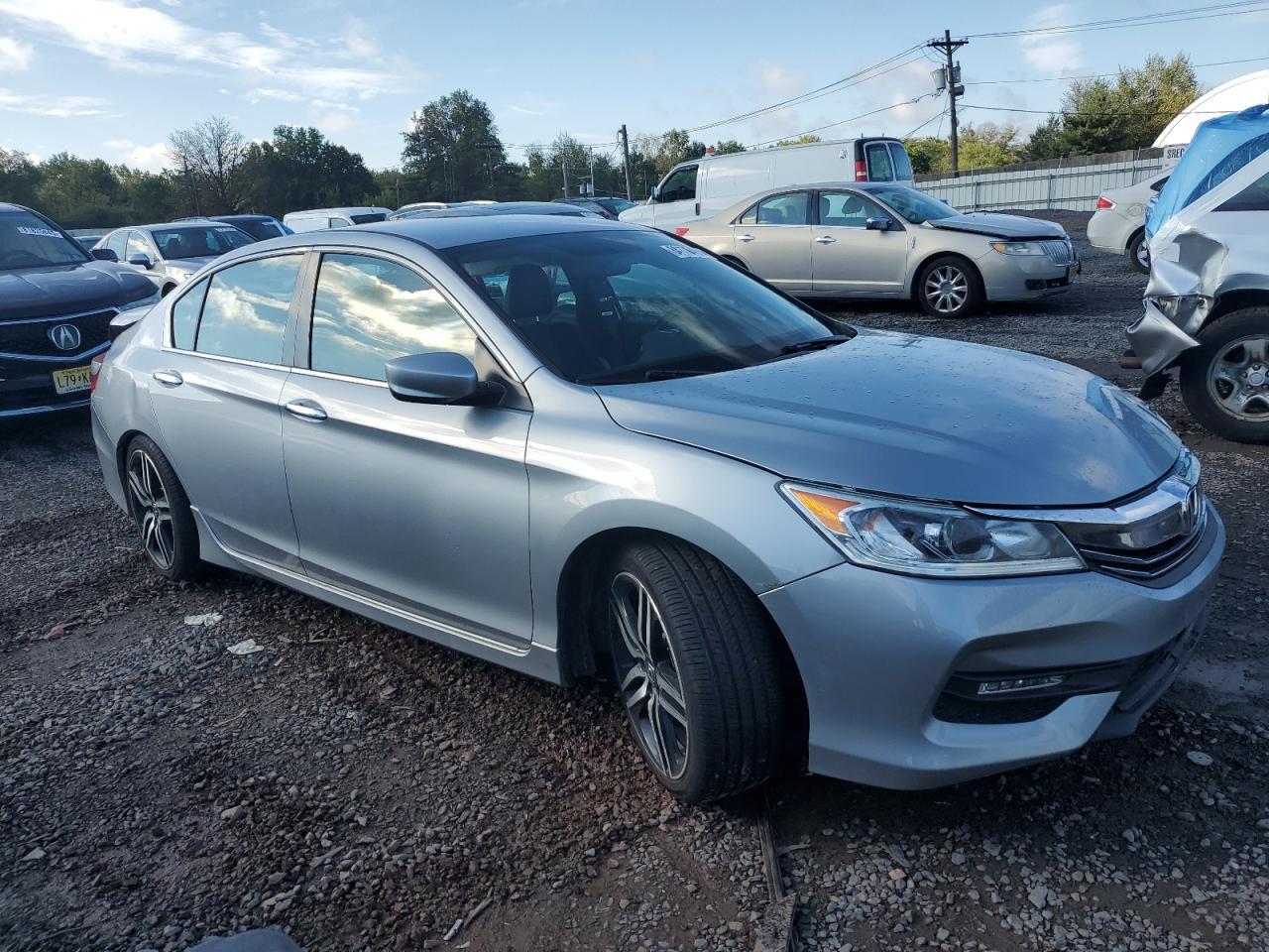 2017 HONDA ACCORD