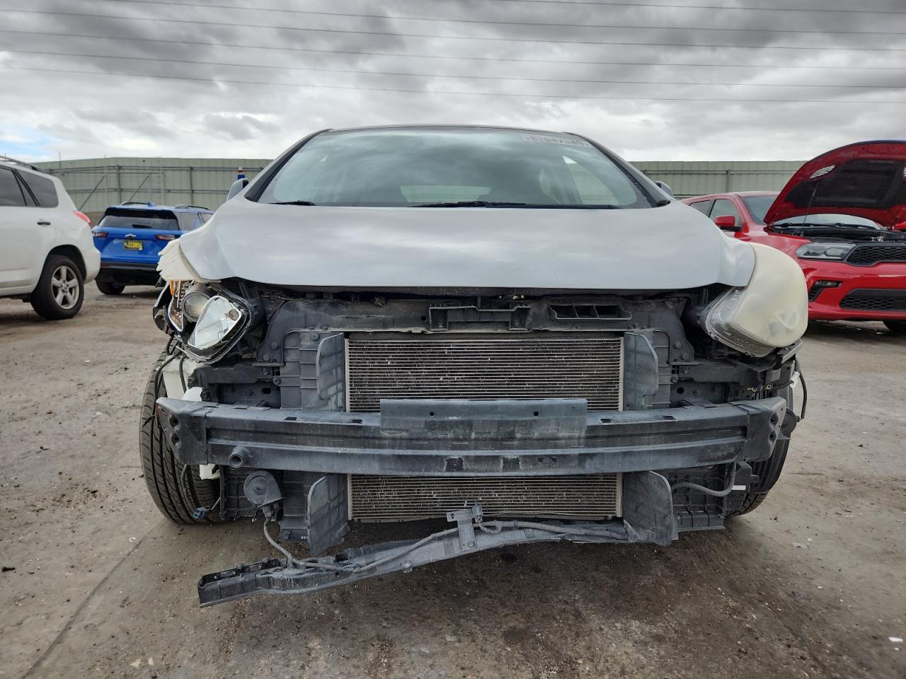 2016 HYUNDAI ELANTRA