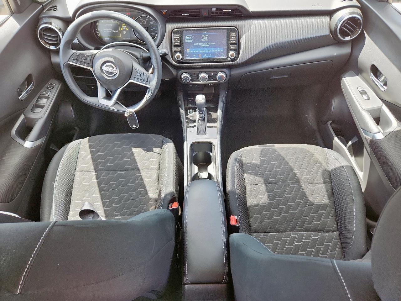 2024 NISSAN KICKS