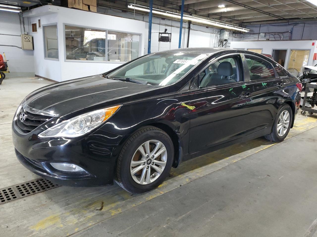 2013 HYUNDAI SONATA