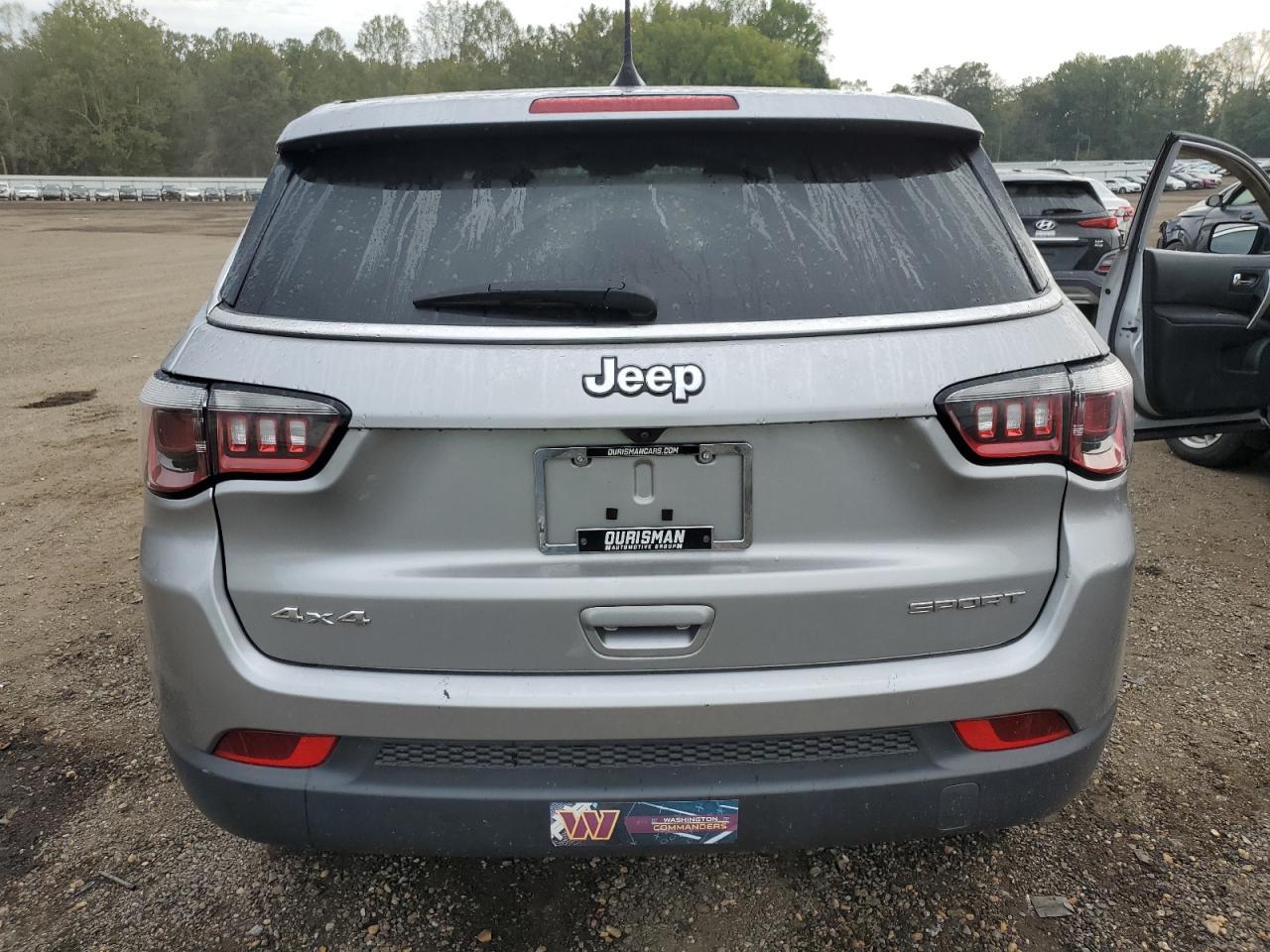 2022 JEEP Compass