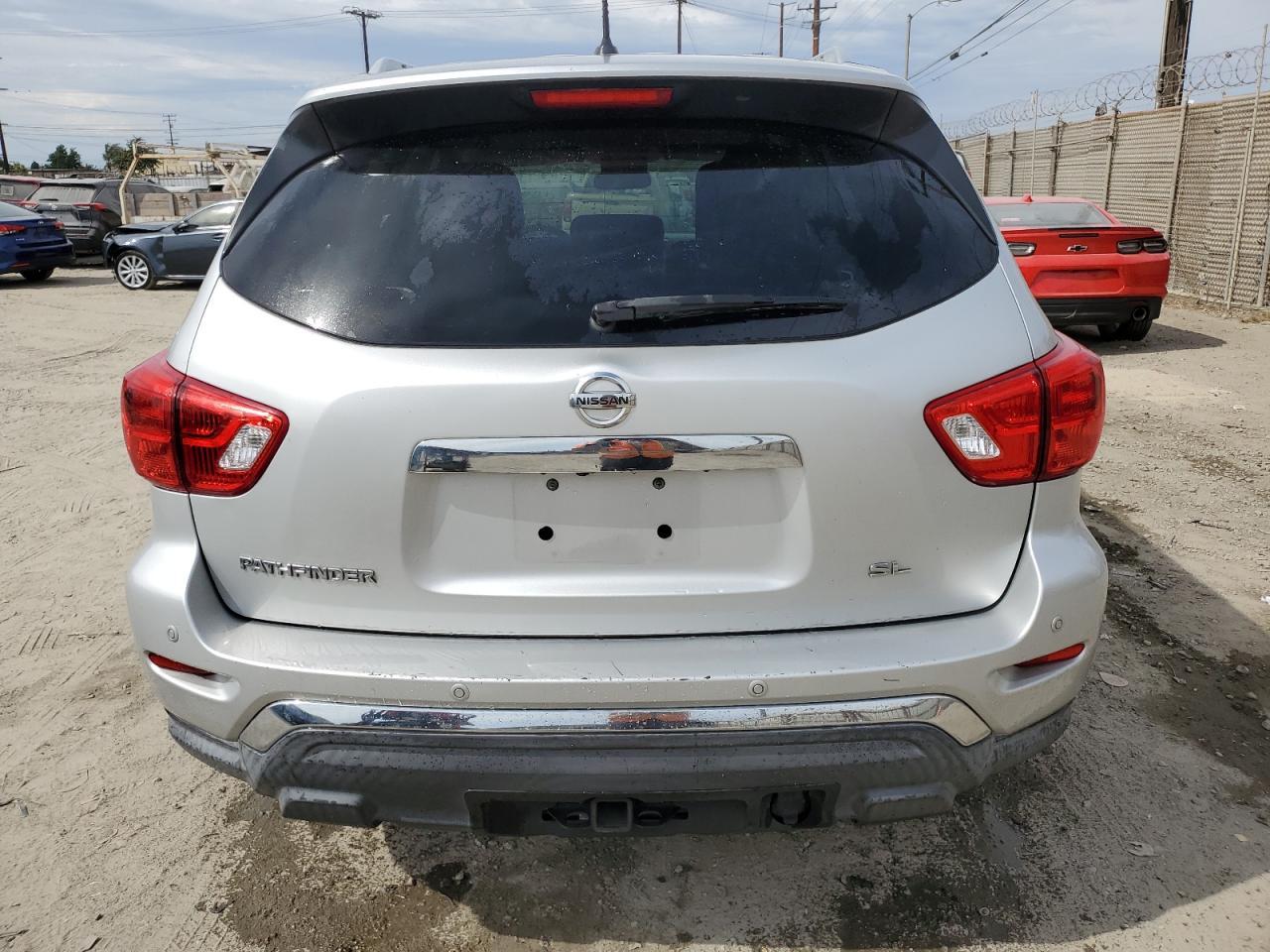 2017 NISSAN PATHFINDER
