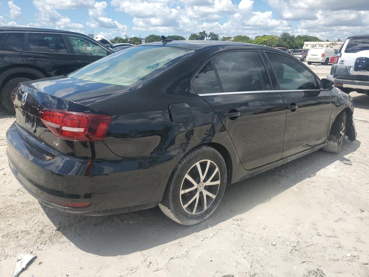 2017 VOLKSWAGEN JETTA