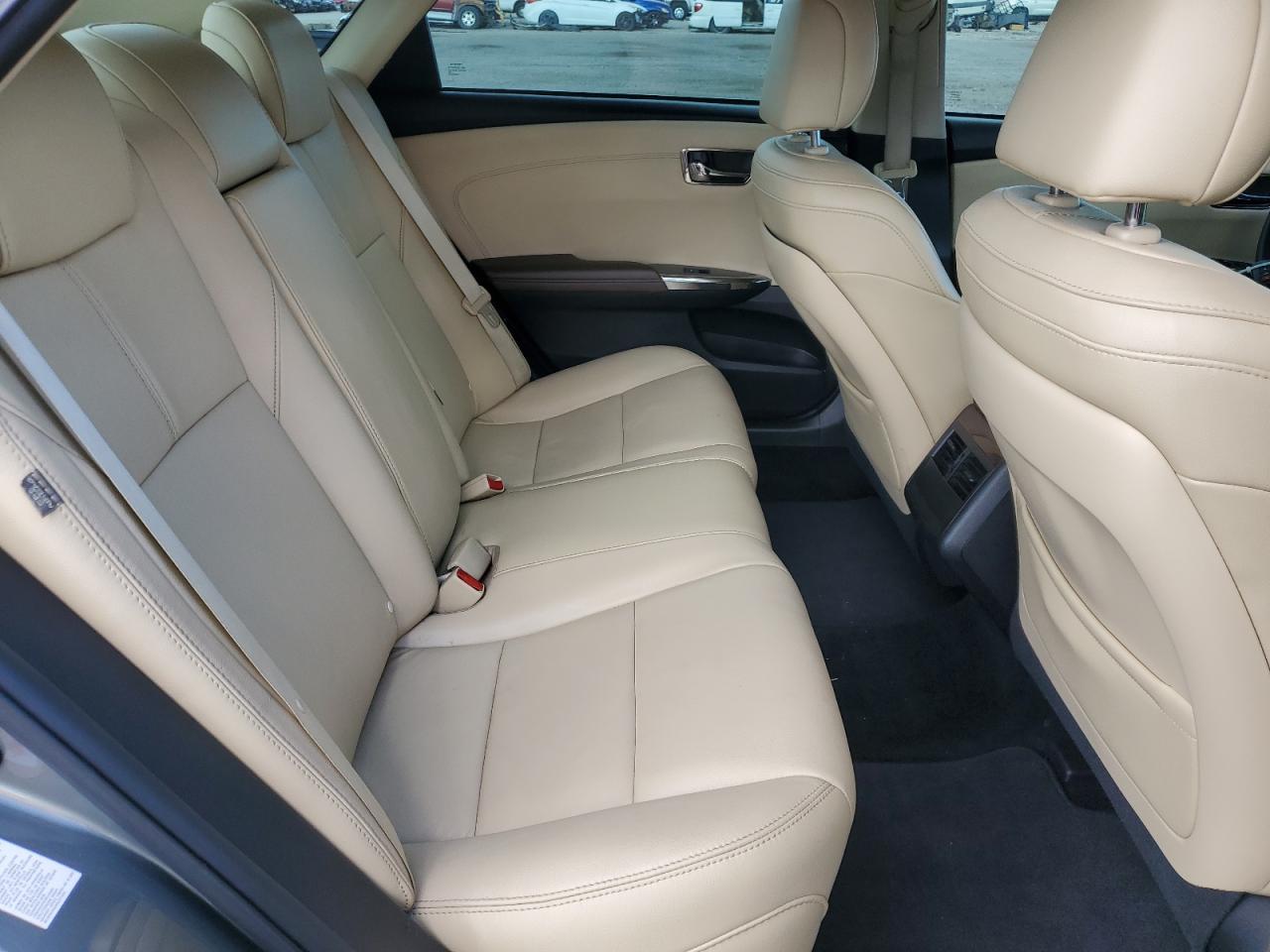 2014 TOYOTA Avalon