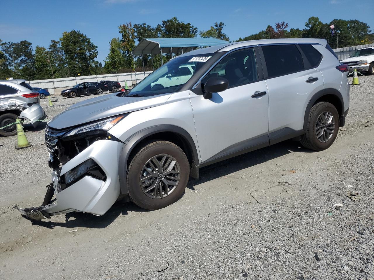 2025 NISSAN ROGUE