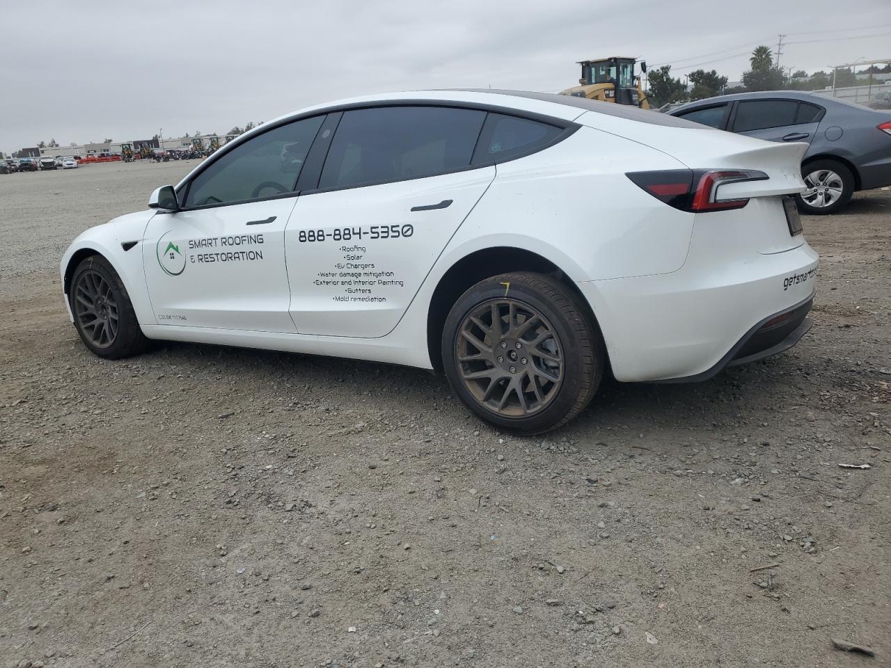 2025 TESLA MODEL 3