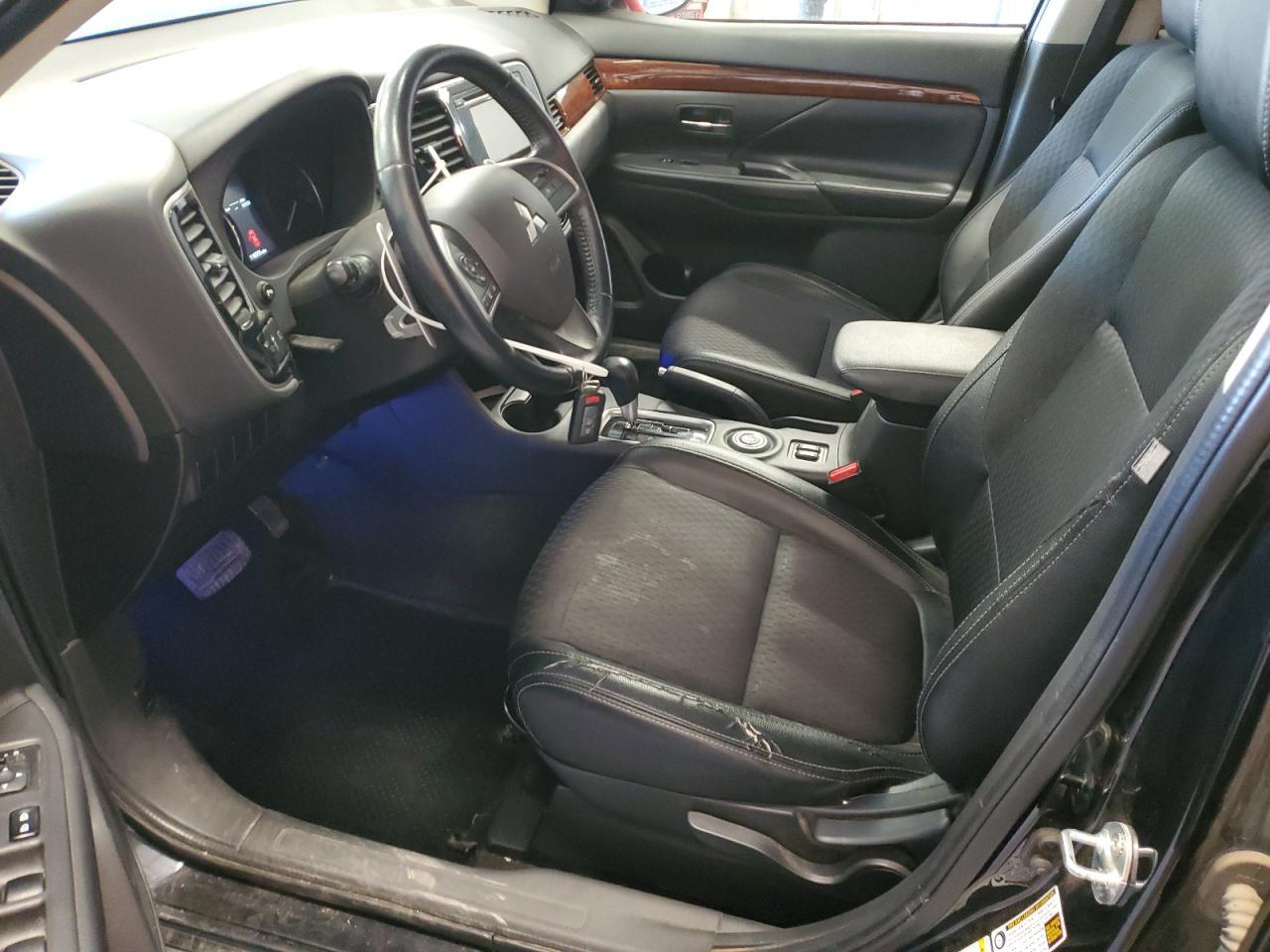 2015 MITSUBISHI outlander
