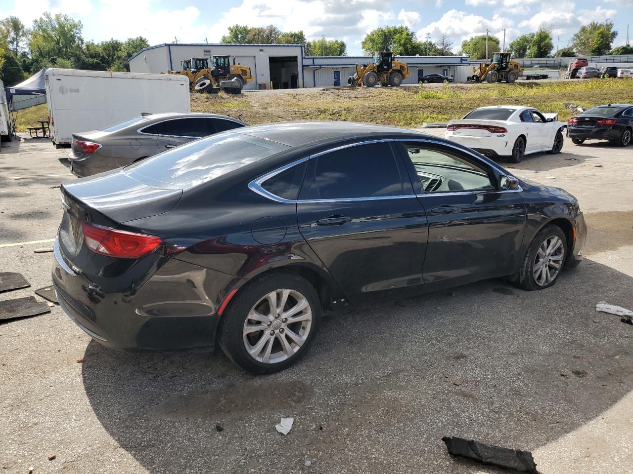 2015 CHRYSLER 200