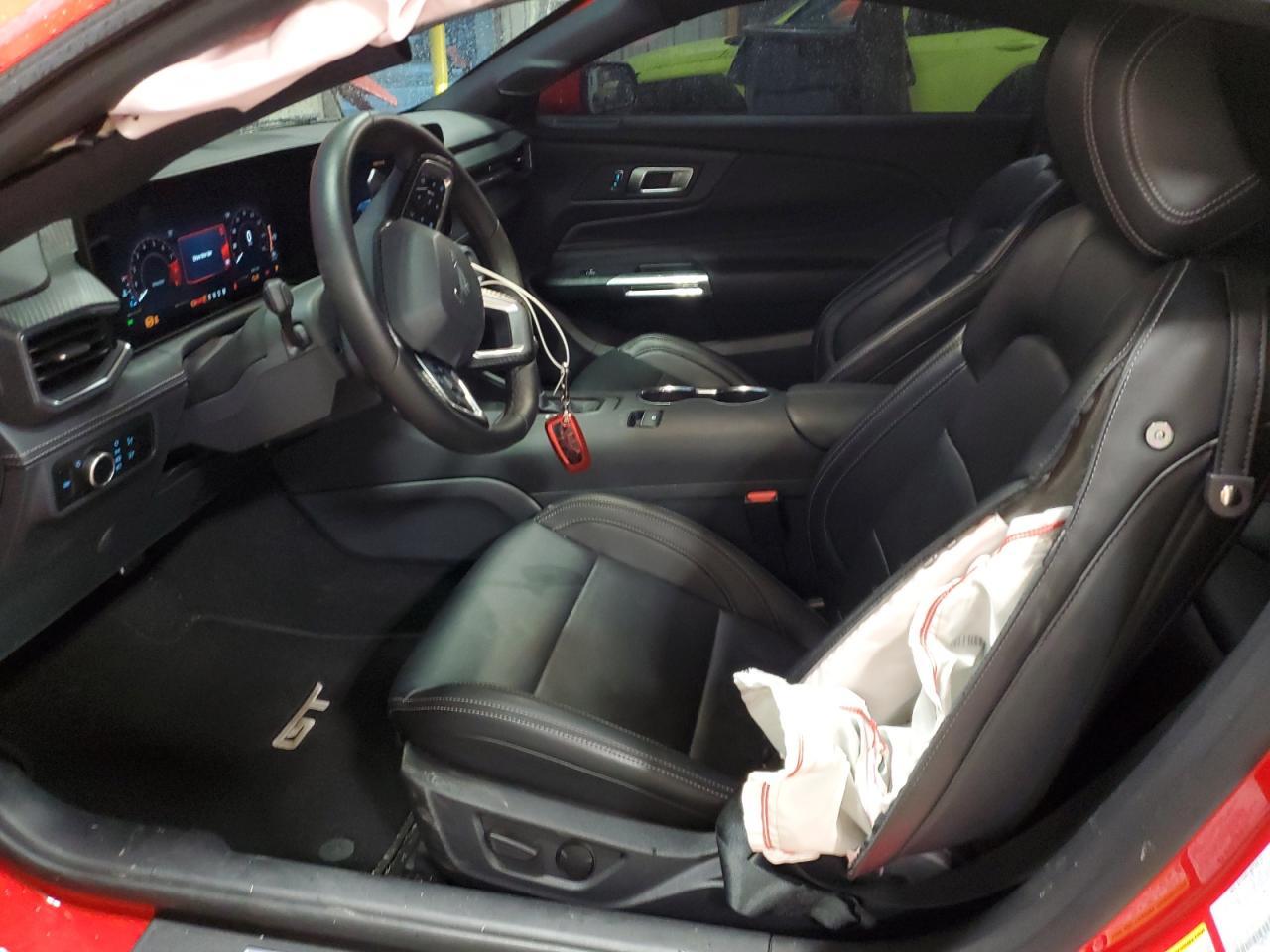 2025 FORD MUSTANG