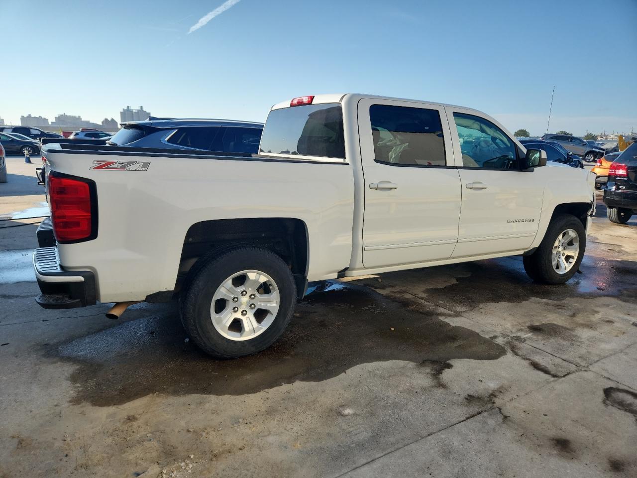 2017 CHEVROLET Silverado
