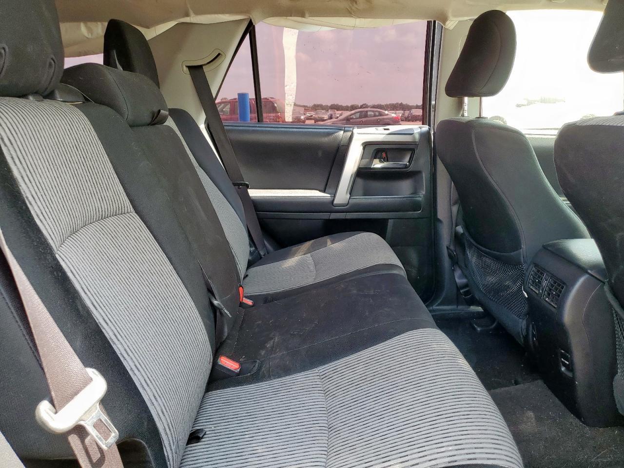 2016 TOYOTA 4Runner