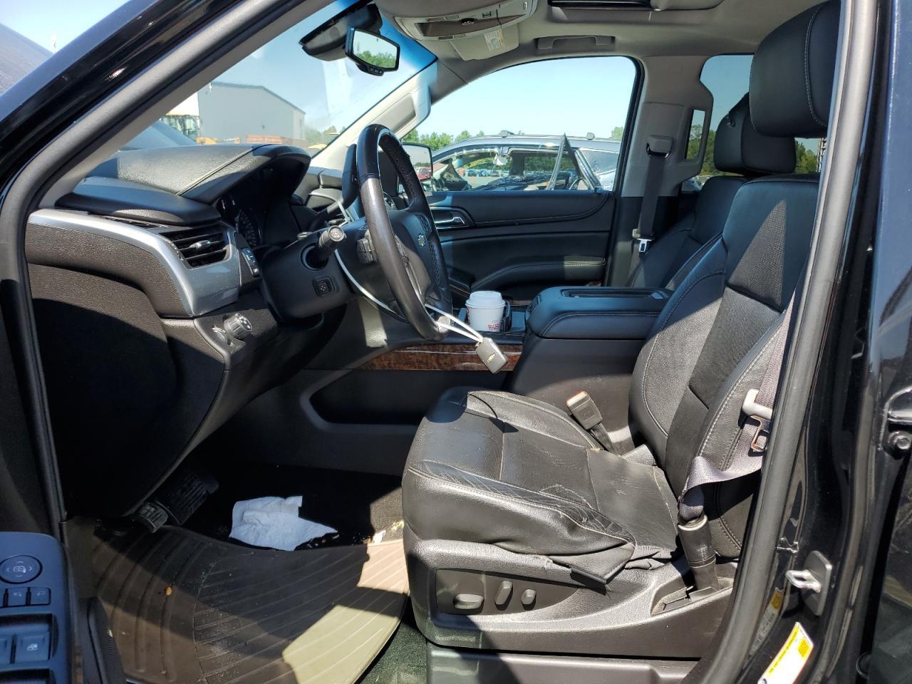 2016 CHEVROLET Suburban