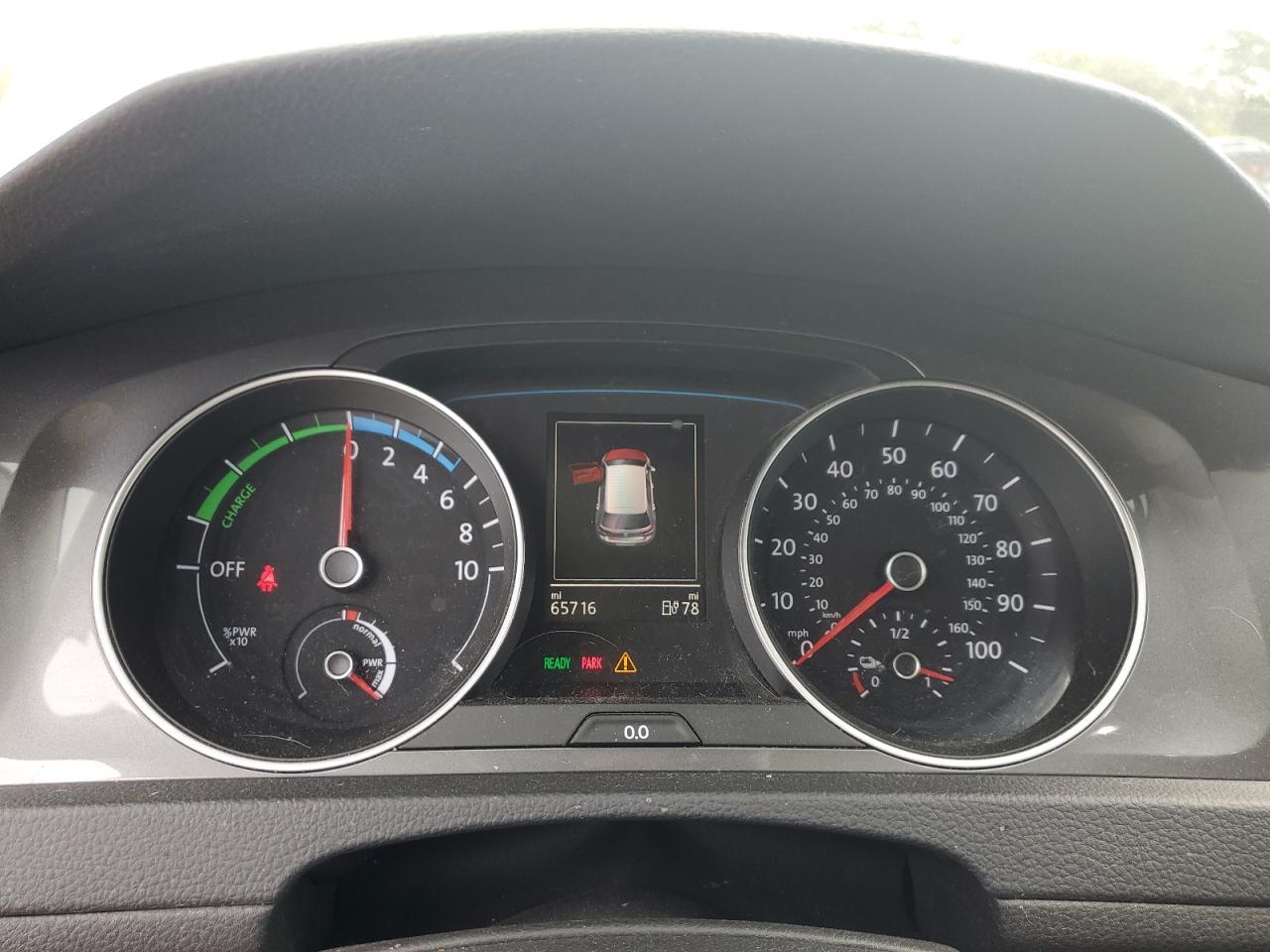 2016 VOLKSWAGEN e-Golf