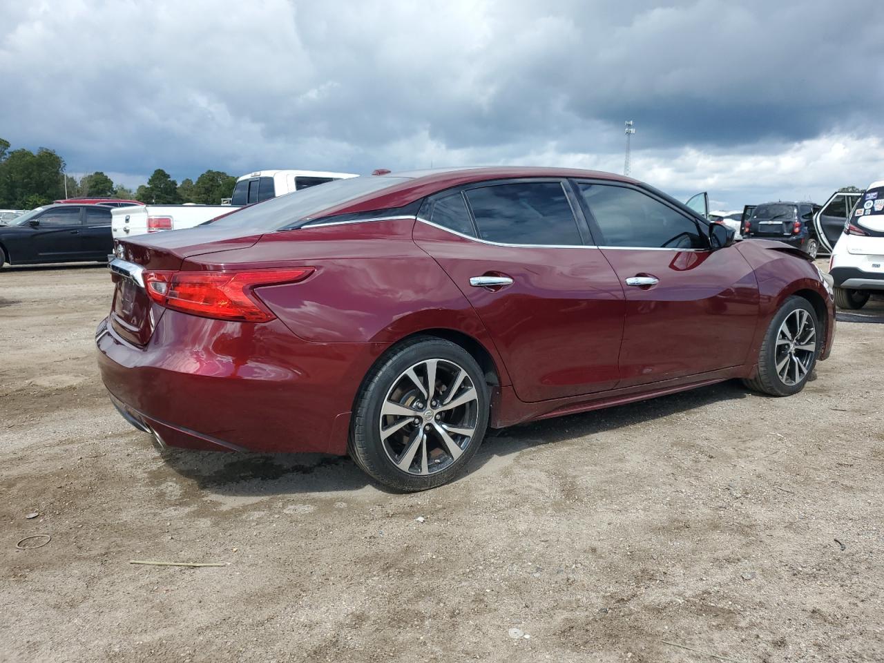 2018 NISSAN Maxima